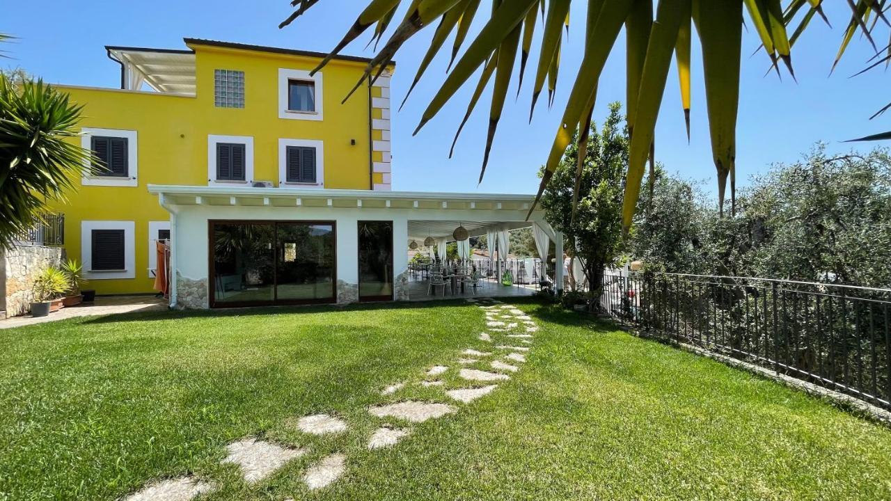 Borgo Del Nespolo Acomodação com café da manhã Peschici Exterior foto