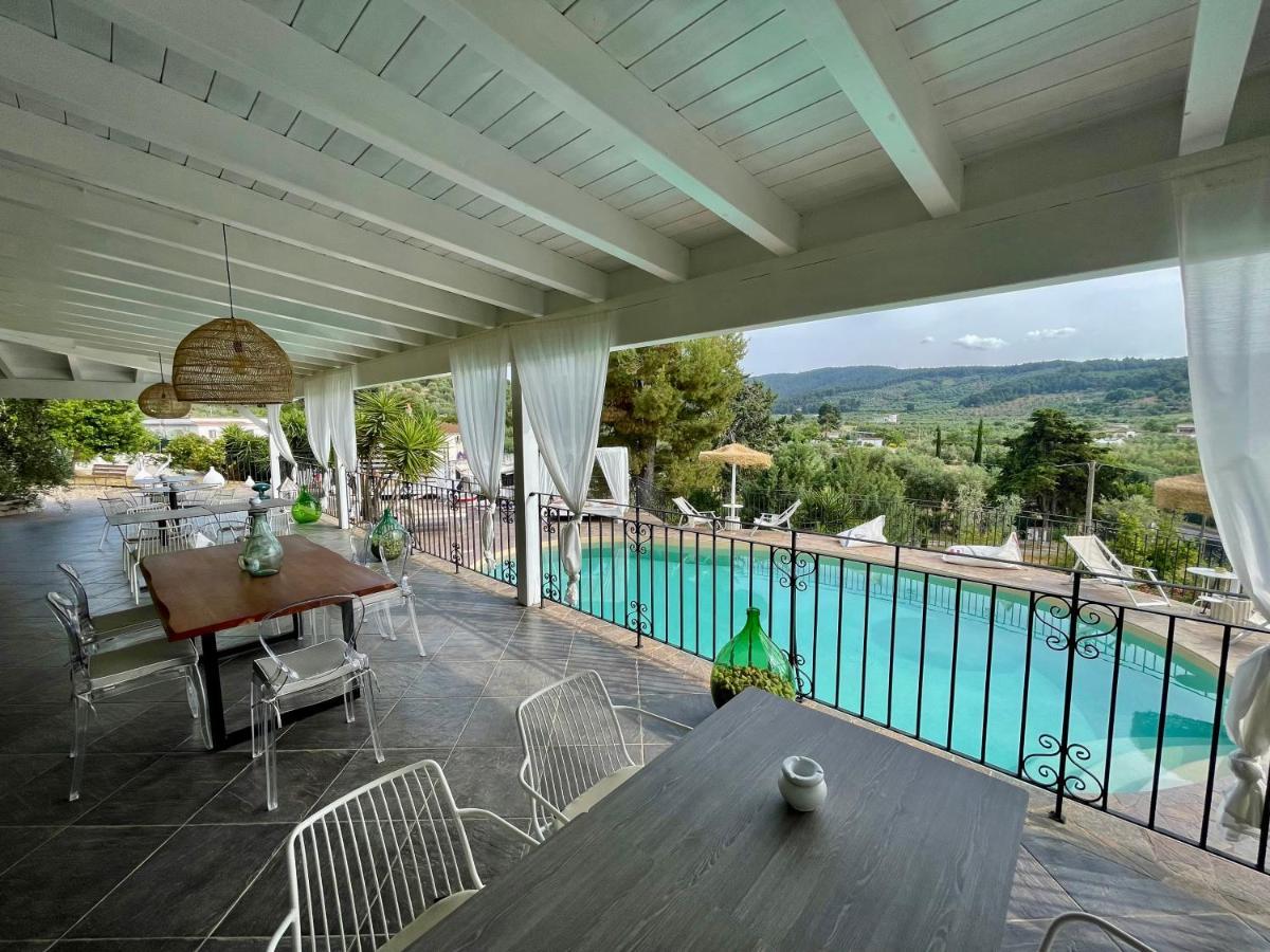 Borgo Del Nespolo Acomodação com café da manhã Peschici Exterior foto