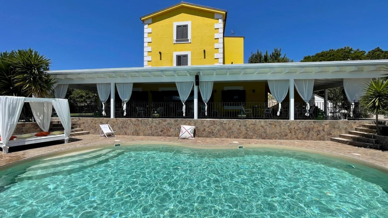 Borgo Del Nespolo Acomodação com café da manhã Peschici Exterior foto