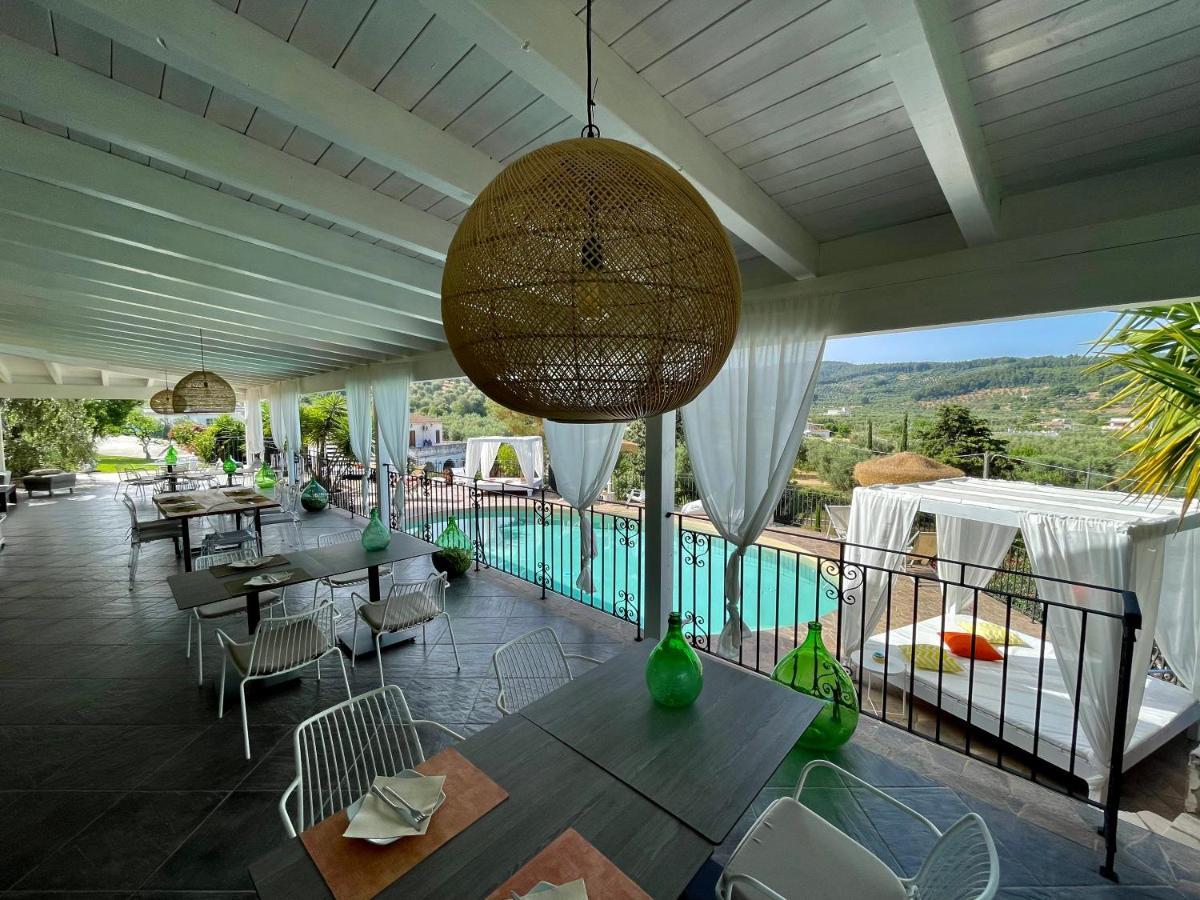 Borgo Del Nespolo Acomodação com café da manhã Peschici Exterior foto