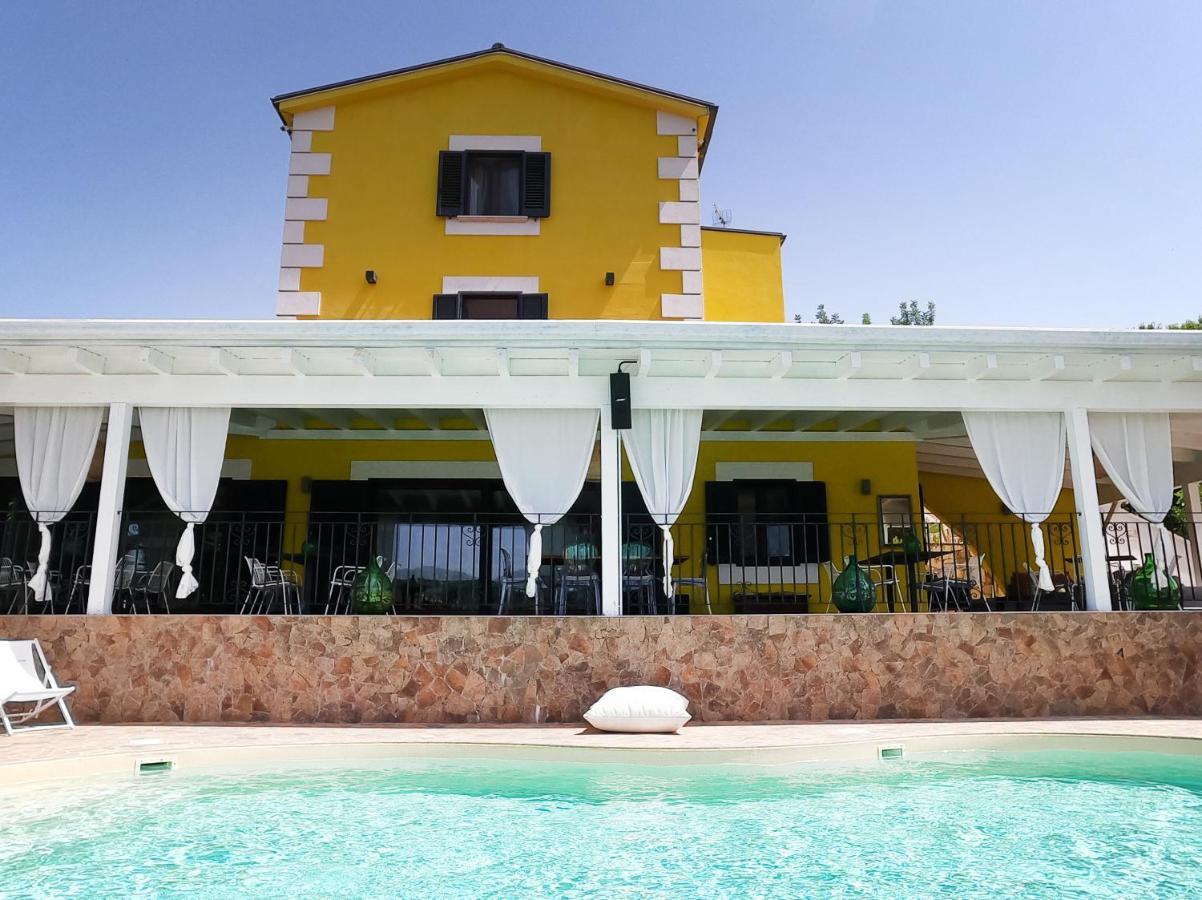Borgo Del Nespolo Acomodação com café da manhã Peschici Exterior foto